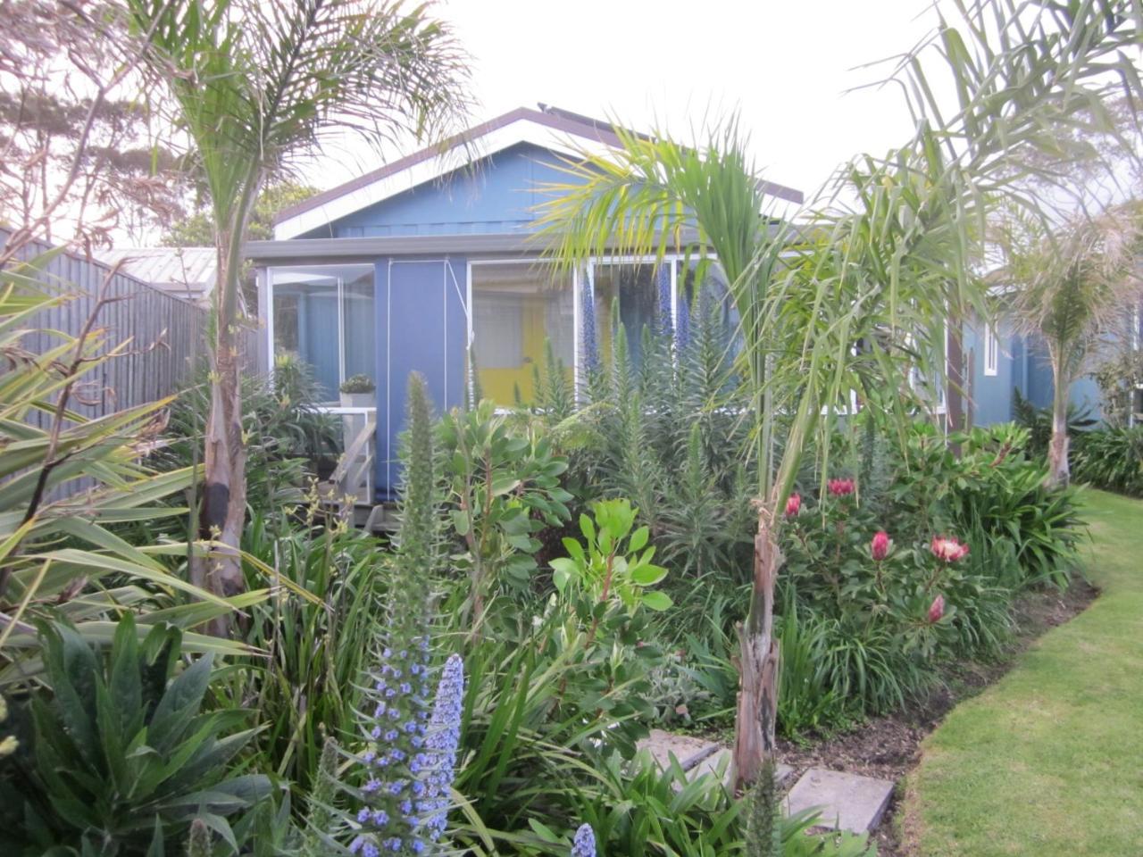 Lakes Entrance Waterfront Cottages With King Beds Extérieur photo